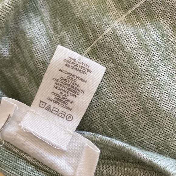 NWT LOFT Outlet Lounge Pale Green Space Dye Top - Picture 10 of 11